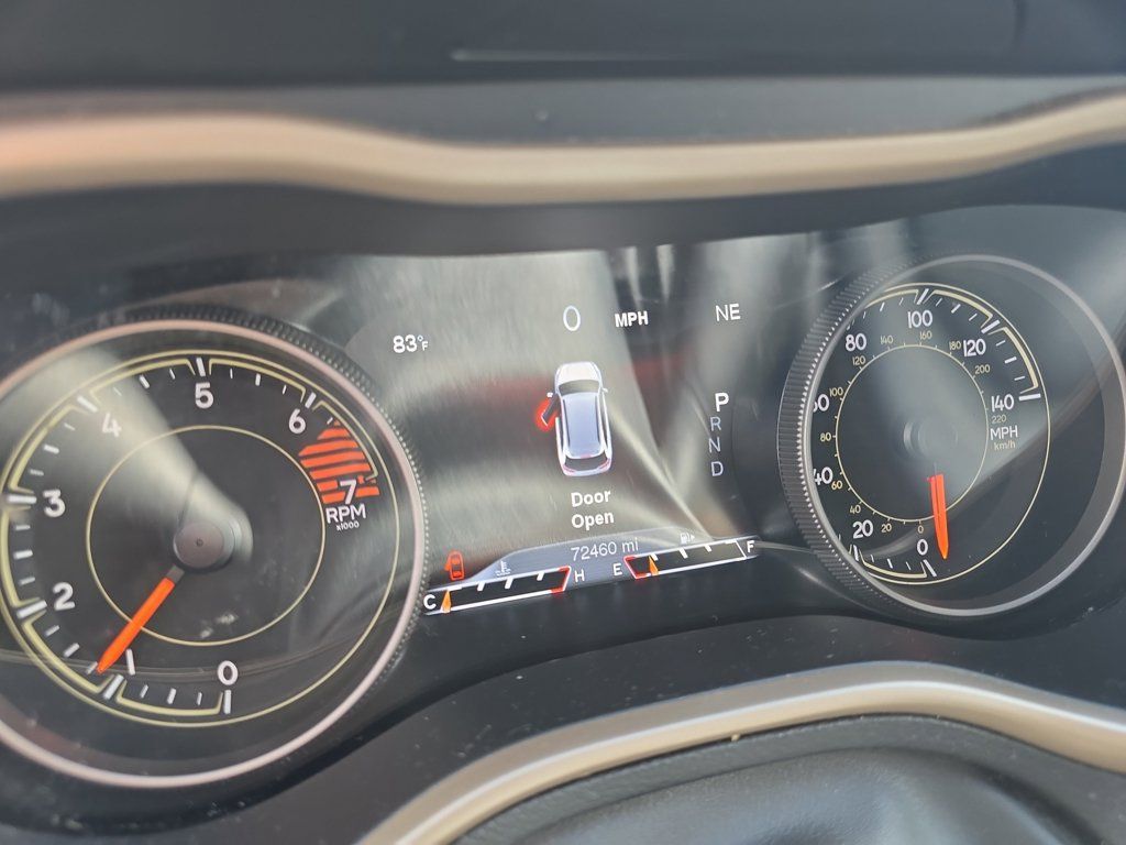 Certified 2018 Jeep Cherokee Limited AWD/4WD image 27