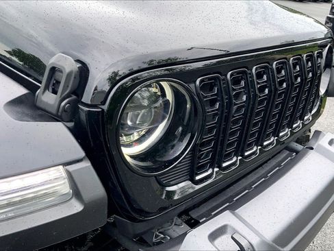 Certified 2024 Jeep Wrangler Unlimited Sport AWD/4WD image 22
