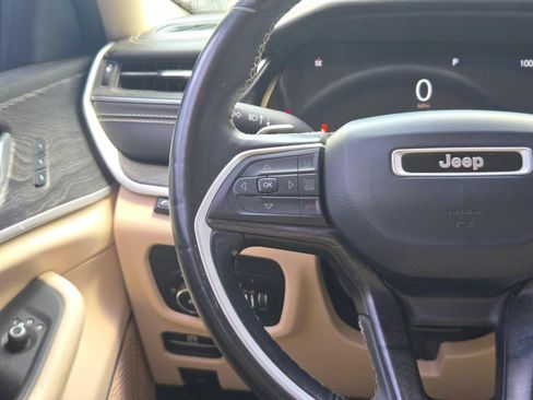 Used 2021 Jeep Grand Cherokee L Limited w/ MOPAR Finishing Package AWD/4WD image 18