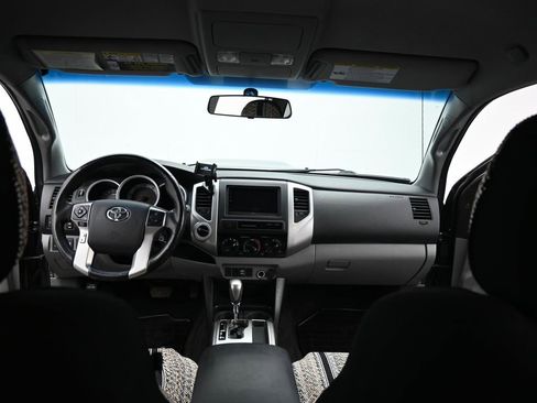Used 2015 Toyota Tacoma 4x4 Double Cab image 26