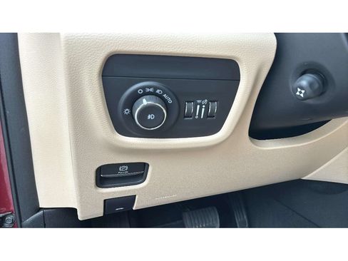 Used 2024 Jeep Grand Cherokee Limited w/ Luxury Tech Group II AWD/4WD image 20