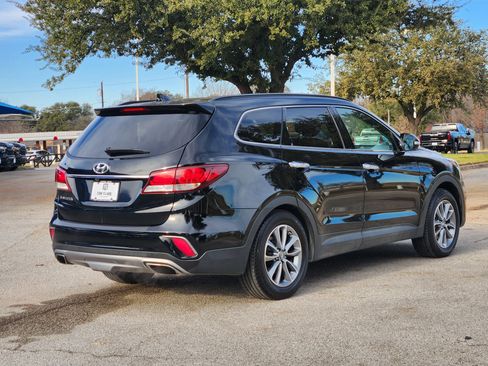 Used 2017 Hyundai Santa Fe SE w/ SE Premium Package 02 image 7