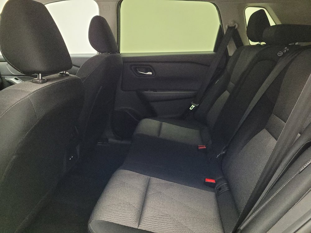 Used 2024 Nissan Rogue SV AWD/4WD image 18