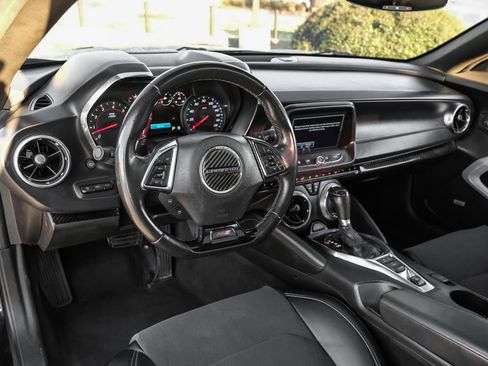 Used 2016 Chevrolet Camaro SS image 12