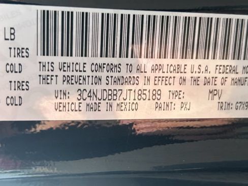 Used 2018 Jeep Compass Latitude w/ Popular Equipment Group AWD/4WD image 32