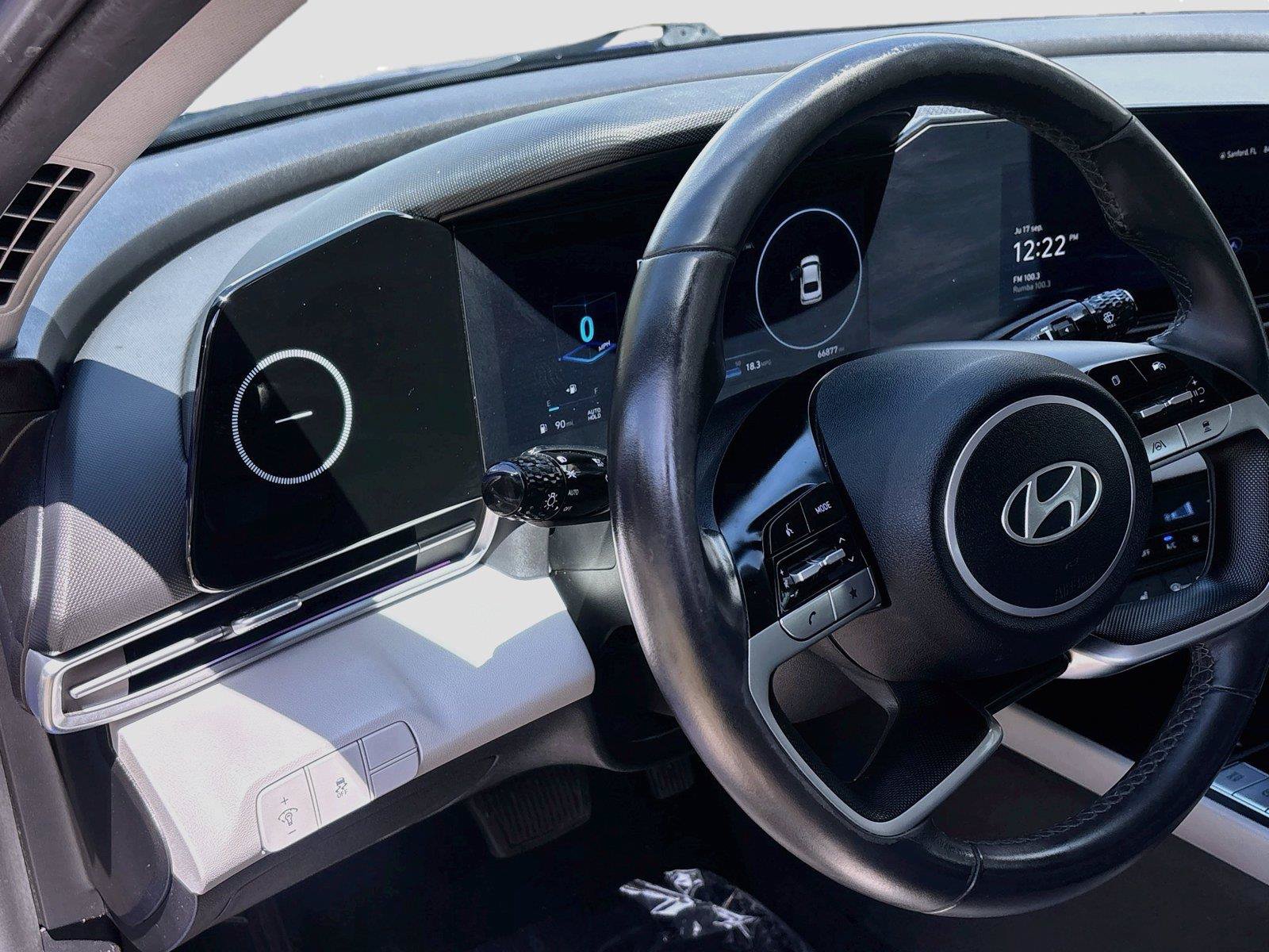 Used 2024 Hyundai Elantra Limited FWD image 30