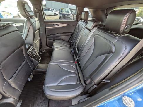 Used 2020 Lincoln Nautilus Premier w/ Equipment Group 101A AWD/4WD image 15