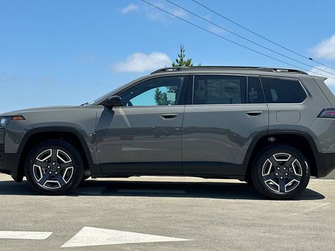 New 2026 Jeep Cherokee Laredo AWD/4WD image 7