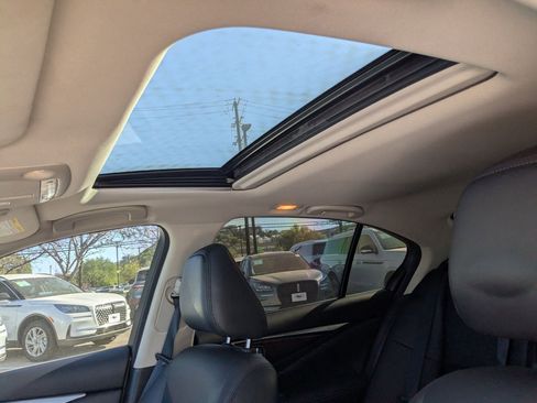 Used 2019 INFINITI Q50 Luxe w/ Essential Package (3.0T Luxe) RWD image 19