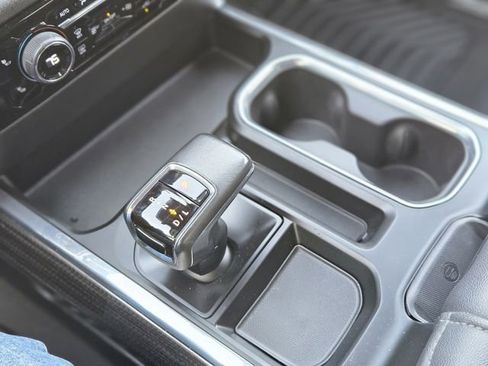 Used 2022 Chevrolet Silverado 1500 RST image 25