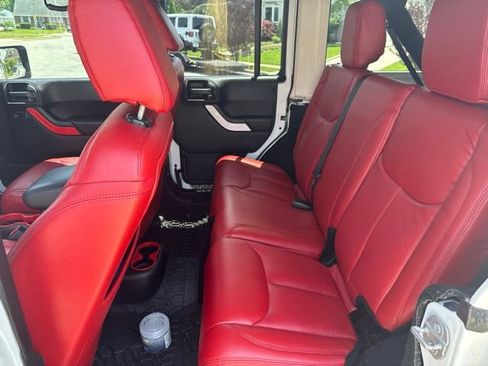 Used 2016 Jeep Wrangler Unlimited Sport w/ Quick Order Package 24S AWD/4WD image 11