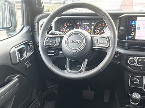 New 2026 Jeep Gladiator Sport image 23