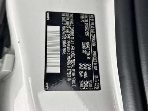 Used 2024 Volvo S60 B5 Core image 26