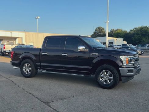 Used 2018 Ford F150 XLT w/ Equipment Group 302A Luxury RWD image 2