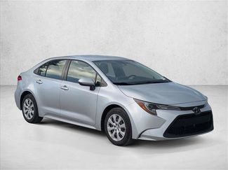 Used 2021 Toyota Corolla LE FWD video 3