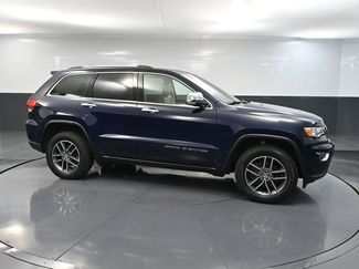 Used 2018 Jeep Grand Cherokee Limited video 3