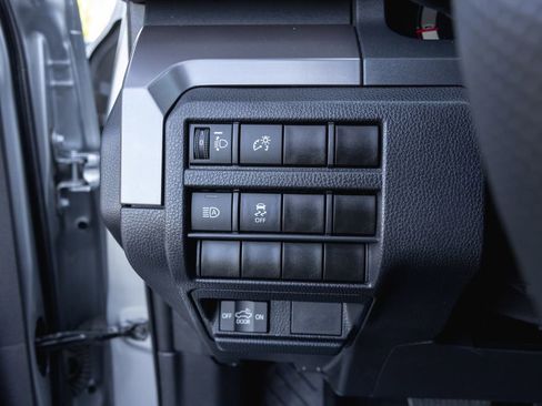 Certified 2024 Toyota Tacoma TRD Off-Road image 13