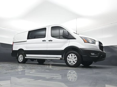 Used 2025 Ford Transit 250 Low Roof w/ Exterior Upgrade Package RWD image 4