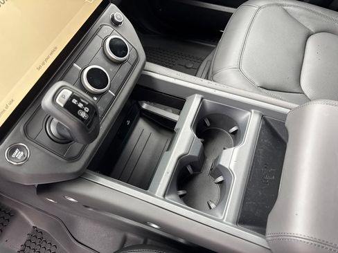 New 2026 Land Rover Defender 110 S AWD/4WD image 13