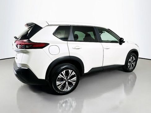 Used 2023 Nissan Rogue SV AWD/4WD image 7