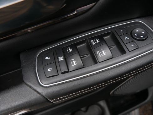 Used 2019 RAM 1500 Limited w/ Advanced Safety Group AWD/4WD image 21