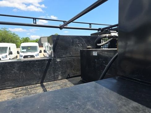 Used 2024 Ford F450 XL image 5