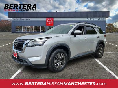 Used 2022 Nissan Pathfinder SV