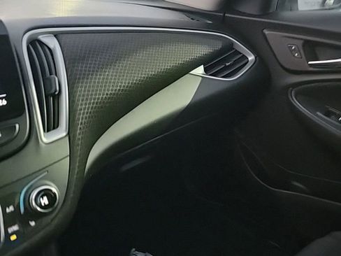 Used 2023 Chevrolet Malibu LT image 49