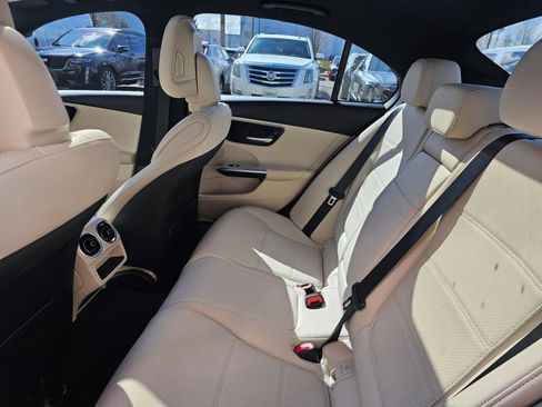 Used 2023 Mercedes-Benz C 300 Sedan image 19