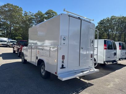 New 2025 Chevrolet Express 3500 w/ Power Convenience Package