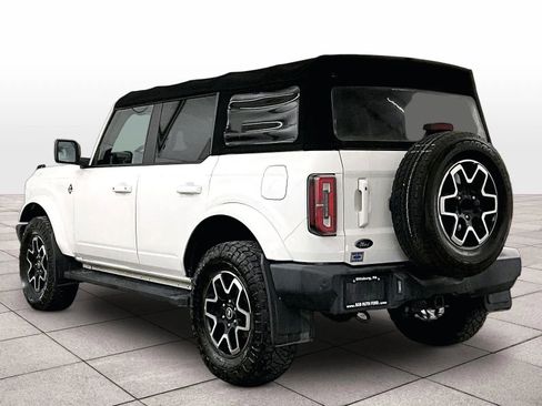 Used 2021 Ford Bronco Outer Banks AWD/4WD image 10