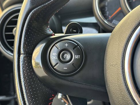 Used 2019 MINI Cooper S w/ Signature Upholstery Package FWD image 12