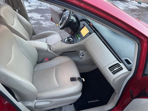 Used 2010 Toyota Prius Five image 23
