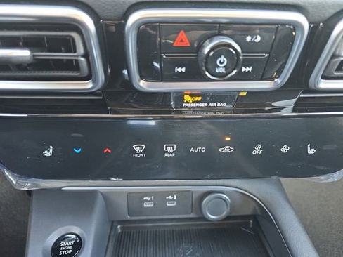 New 2026 Nissan Sentra SV FWD image 4