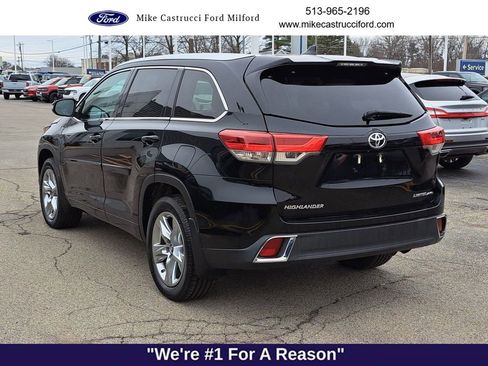 Used 2019 Toyota Highlander Limited image 3