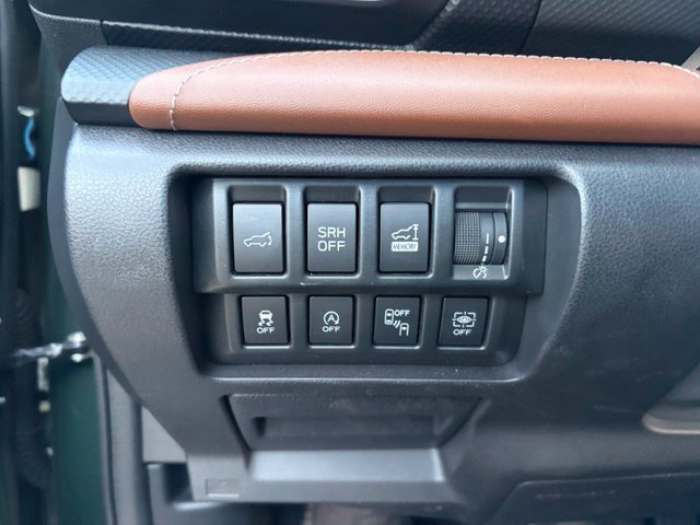 Used 2024 Subaru Forester Touring w/ Convenience Package AWD/4WD image 7