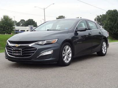 Used 2019 Chevrolet Malibu LT w/ Leather Package