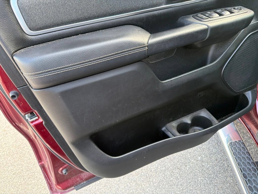 Used 2019 RAM 1500 Big Horn AWD/4WD image 5