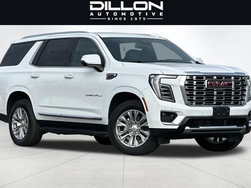Used 2025 GMC Yukon Denali AWD/4WD image 2