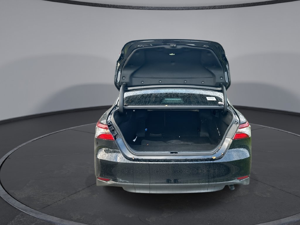 Used 2022 Toyota Camry LE FWD image 29