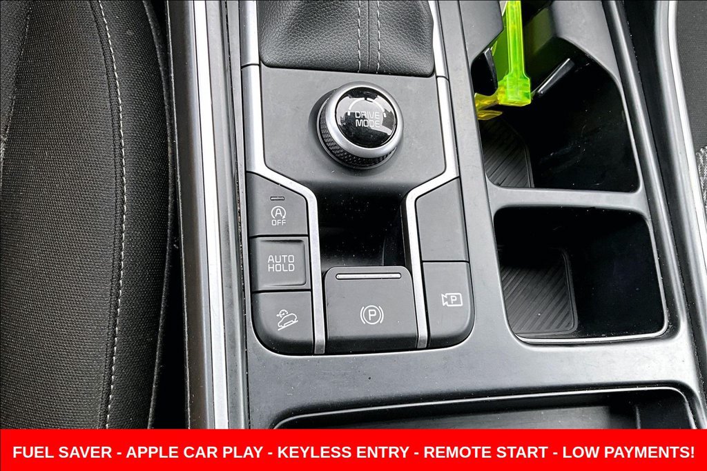 Used 2024 Kia Sorento LX FWD image 17