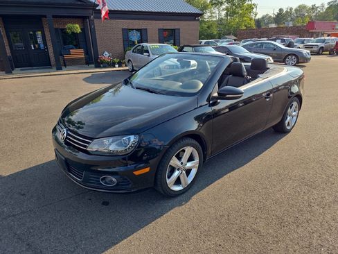 Used 2012 Volkswagen Eos Lux image 2