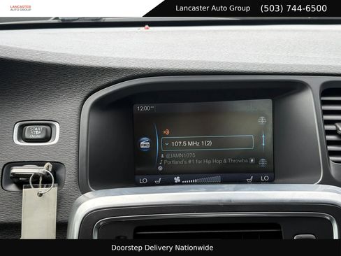 Used 2014 Volvo S60 T5 FWD image 14