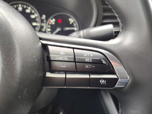 Used 2025 MAZDA MAZDA3 s FWD image 25