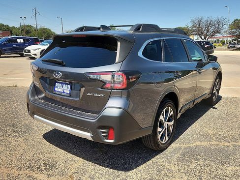 Used 2022 Subaru Outback Limited image 3