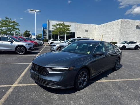 Certified 2023 Honda Accord EX image 9