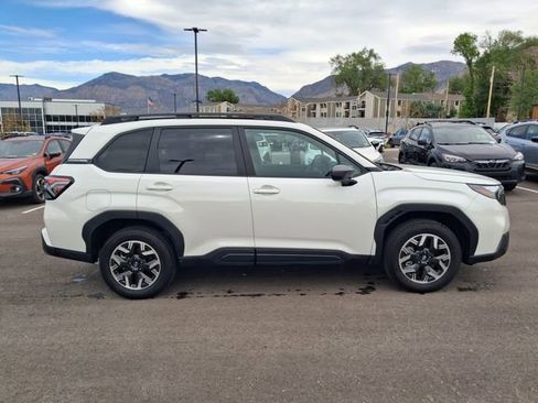Certified 2026 Subaru Forester Premium AWD/4WD image 2
