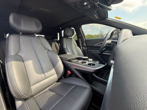 Certified 2024 Cadillac Lyriq Luxury w/ LPO, Floor Liner Package image 32