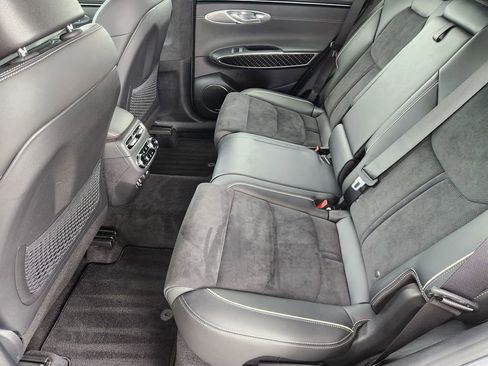 Used 2022 Genesis GV70 3.5T Sport w/ Sport Prestige Package AWD/4WD image 30