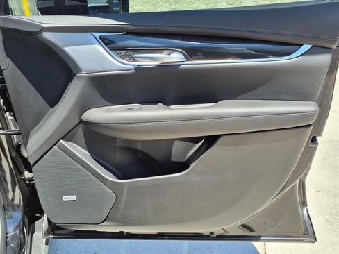 Certified 2024 Cadillac XT5 Premium Luxury FWD image 11